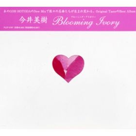Blooming Ivory / 