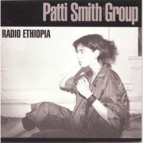 Distant Fingers / Patti Smith Group