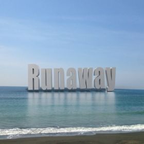 Runaway / A}X