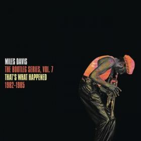 Never Loved Like This (Studio Session Demo) / Miles Davis